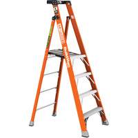 Escabeau avec plateforme Safespace, 4', Cap. De 300 lb CSL Industriel Inc.