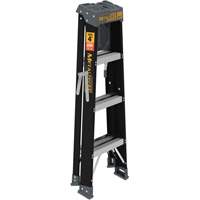 Step Ladder with Paint Tray, 4', Fibreglass, 250 lbs. Capacity, Type 1 CSL Industriel Inc.